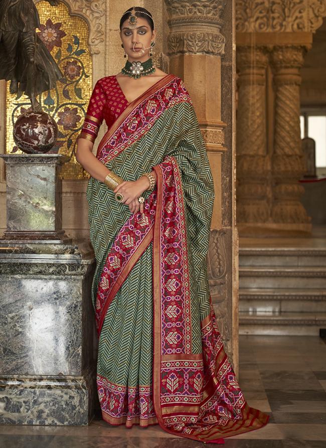 Banarasi Silk Purple Party Wear Weaving Saree